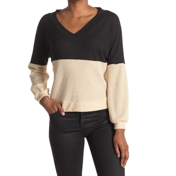 Ceny | Tops | Ceny Colorblock Blouson Waffle Thermal Top With Cute ...